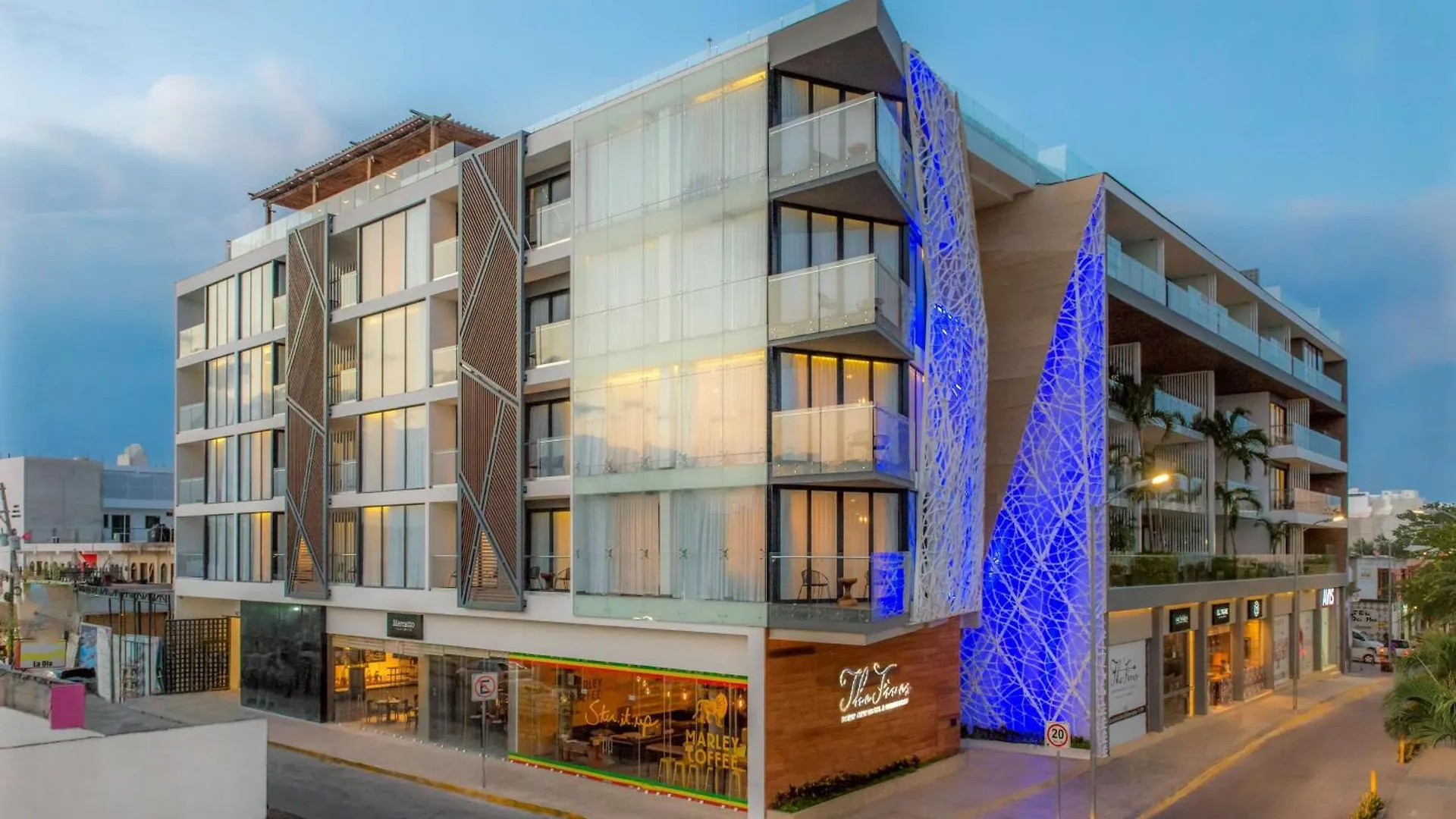 The Fives Downtown Hotel & Residences, Curio Collection By Hilton Playa del Carmen