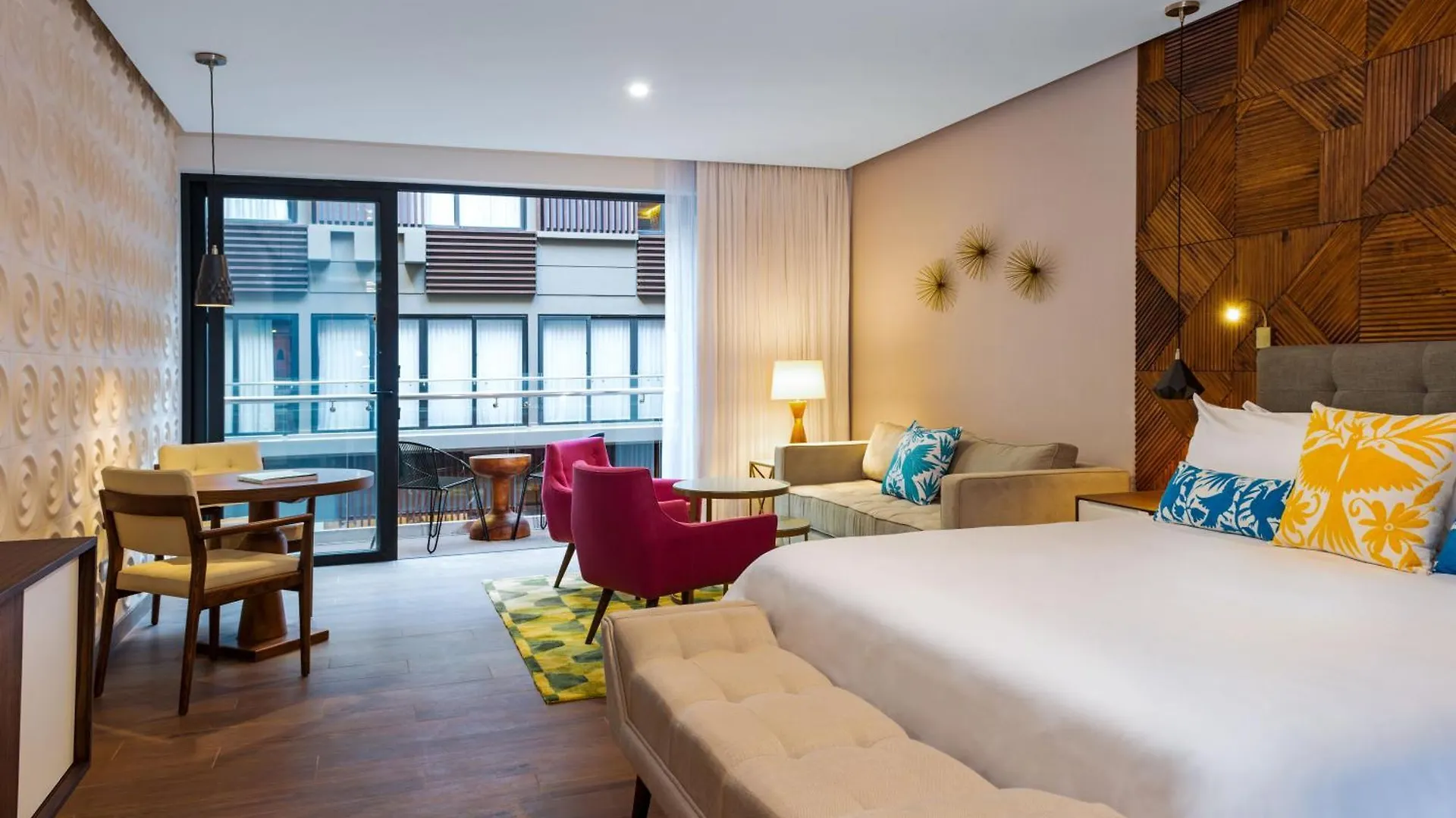 The Fives Downtown Hotel & Residences, Curio Collection By Hilton Πλάγια Ντελ Κάρμεν