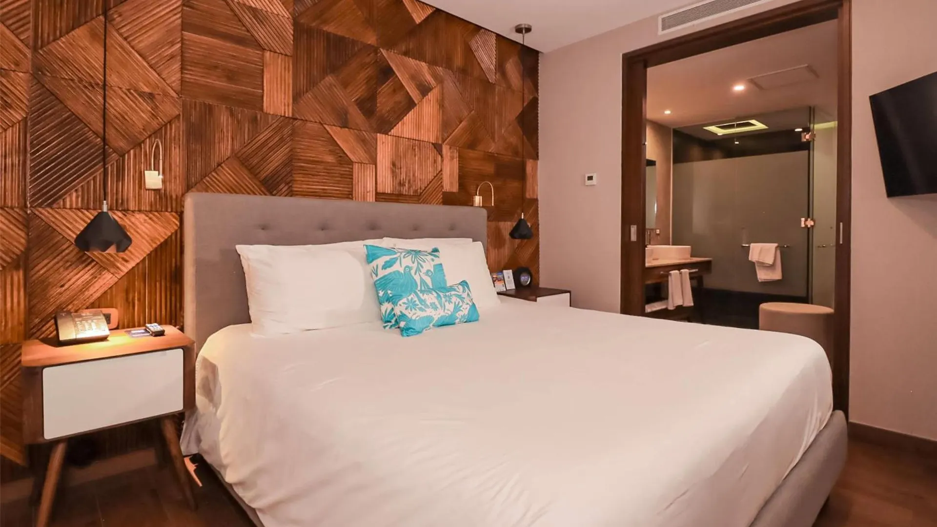 ****  The Fives Downtown Hotel & Residences, Curio Collection By Hilton Πλάγια Ντελ Κάρμεν Μεξικό