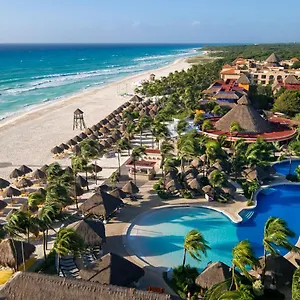Station touristique Iberostar Waves Quetzal