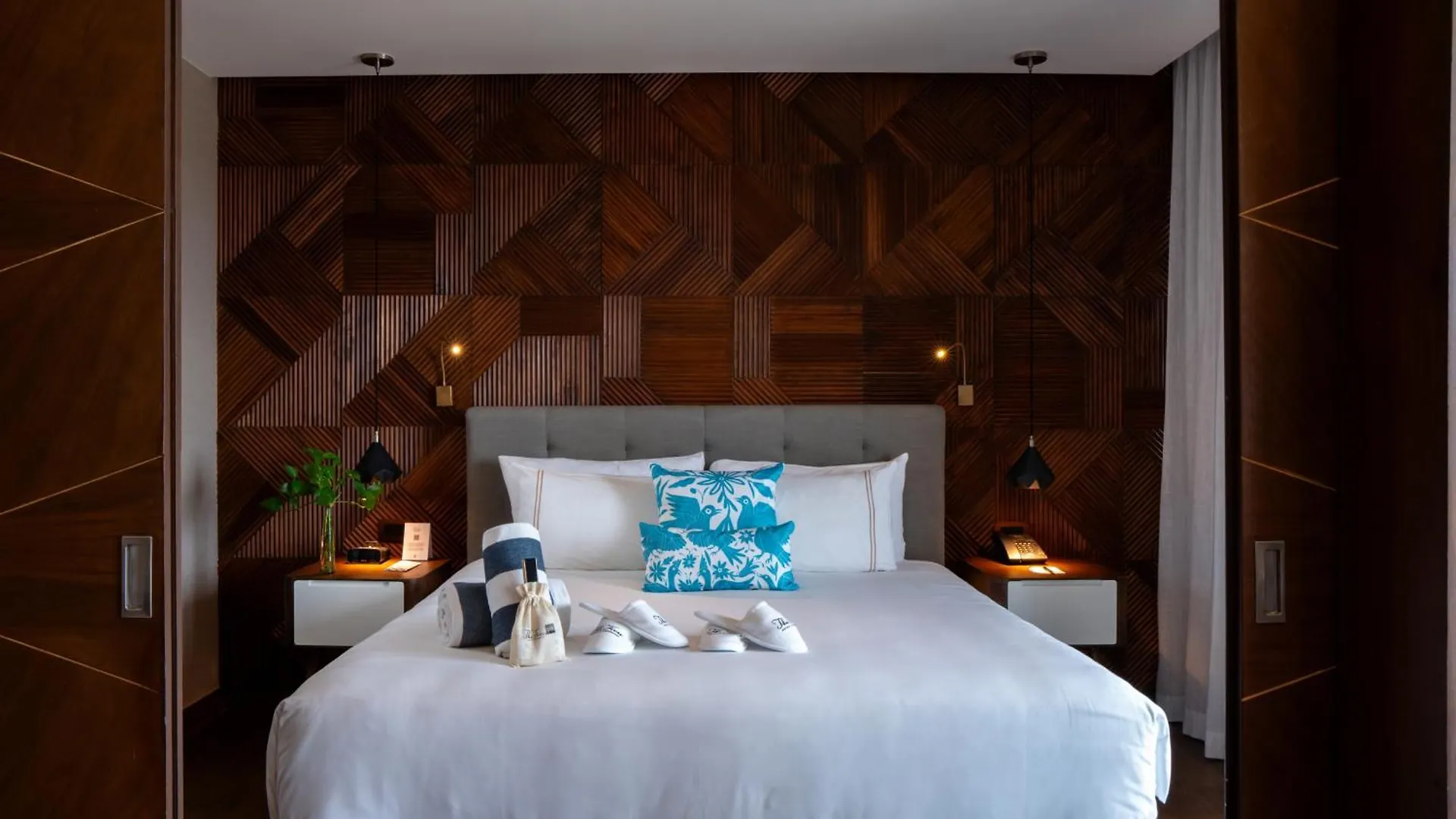 The Fives Downtown Hotel & Residences, Curio Collection By Hilton Playa del Carmen Mexico