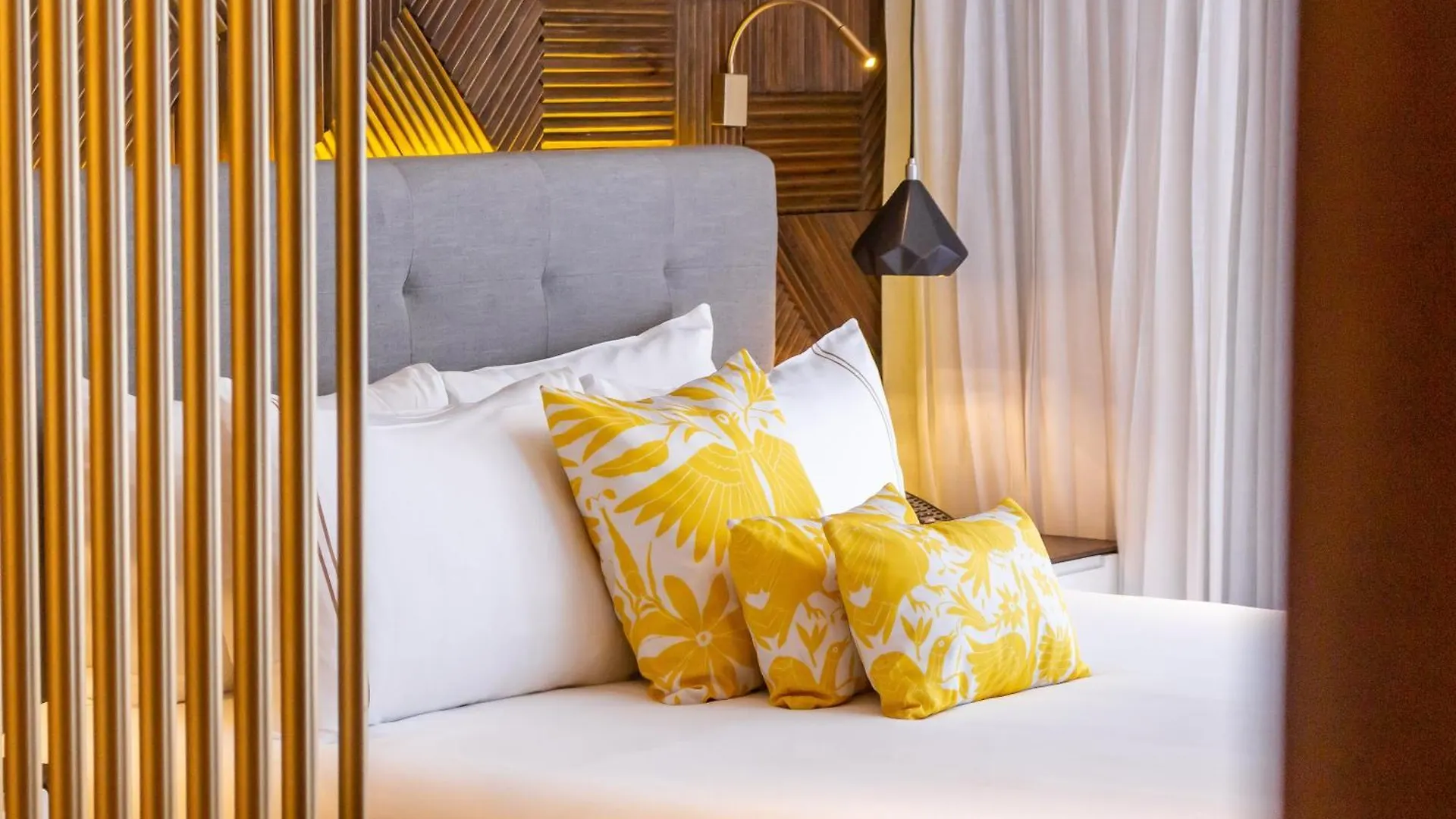 The Fives Downtown Hotel & Residences, Curio Collection By Hilton Playa del Carmen